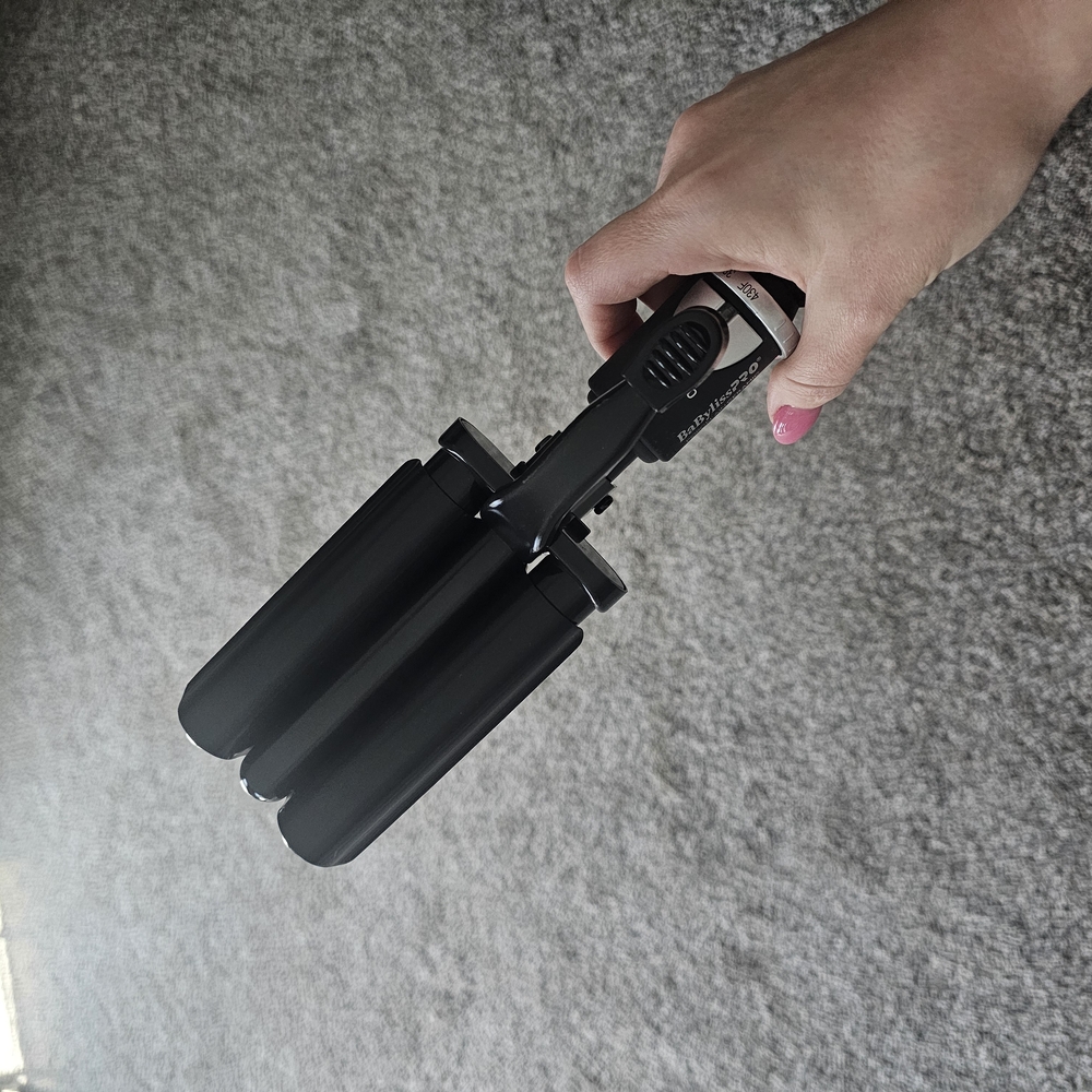 BaByliss Black Hair Styling Tool for Effortless Hair Care